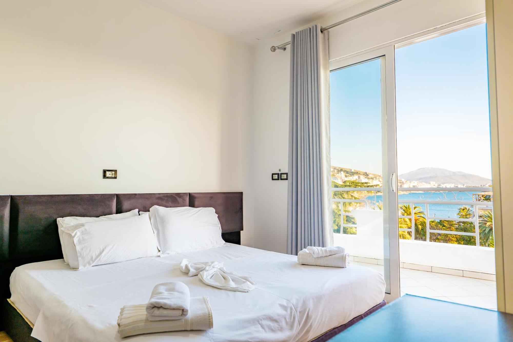 Hotel Myrtai - City Center Sarandë Kamer foto